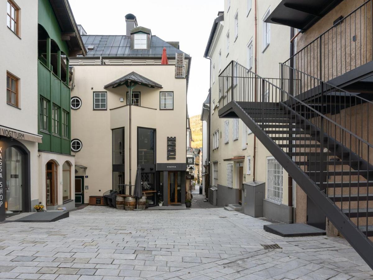 Comfortable Apartment In Zell Am See Near Forest Exterior foto