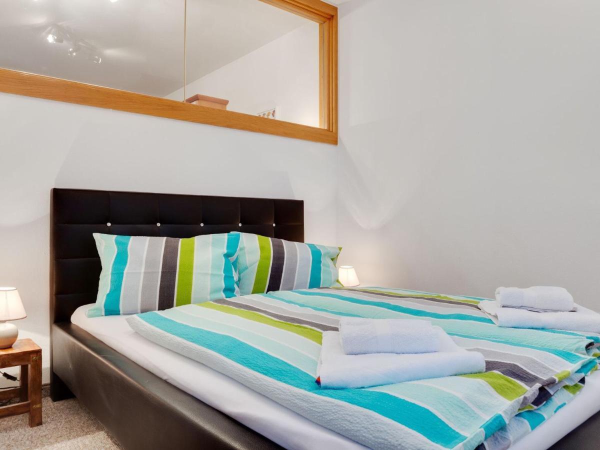 Comfortable Apartment In Zell Am See Near Forest Exterior foto